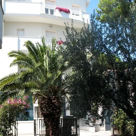 Hr Civi فندق Tortoreto