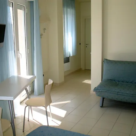 Hr Civi Hotel 3*