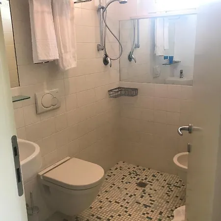 Hr Civi Hotel 3*