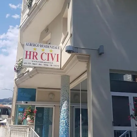 Hr Civi فندق Tortoreto